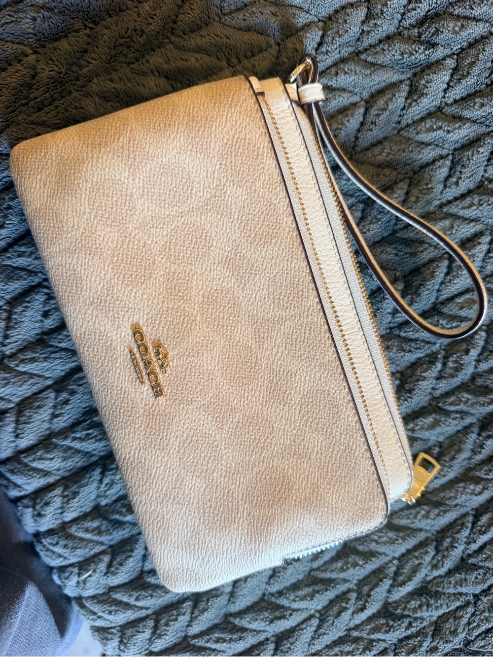 Coach Light Beige Pebbled Leather Wristlet Clutch with Gold Hardware